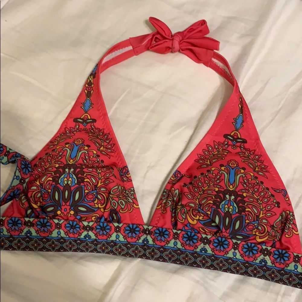 Multicolored/Pink patterned bikini top